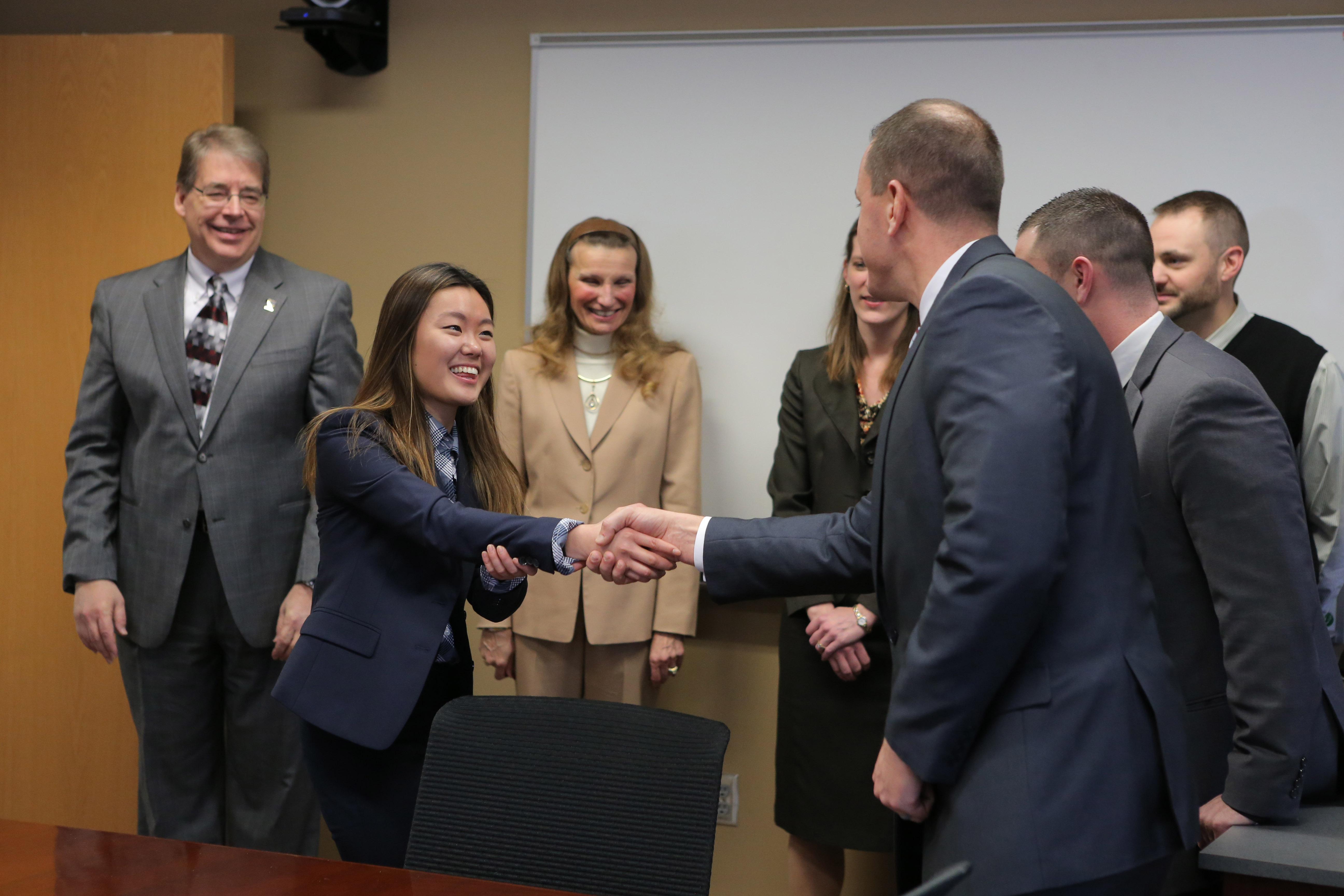 Huntington Bank provides $10,000 in scholarships to five UT business students