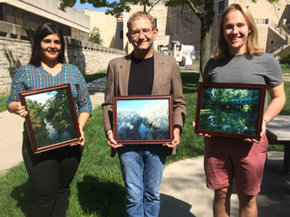 2016 contest winners holding their photos