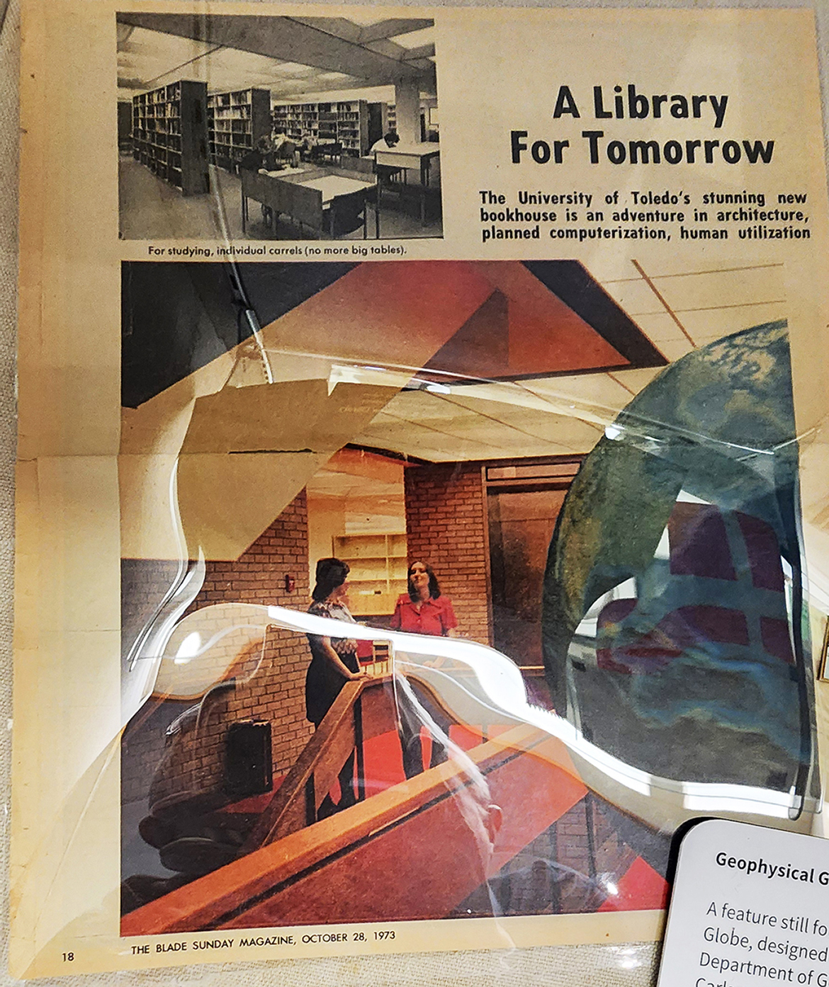A library for Tomorrow, Blade Sunday Magaine, October 28, 1973