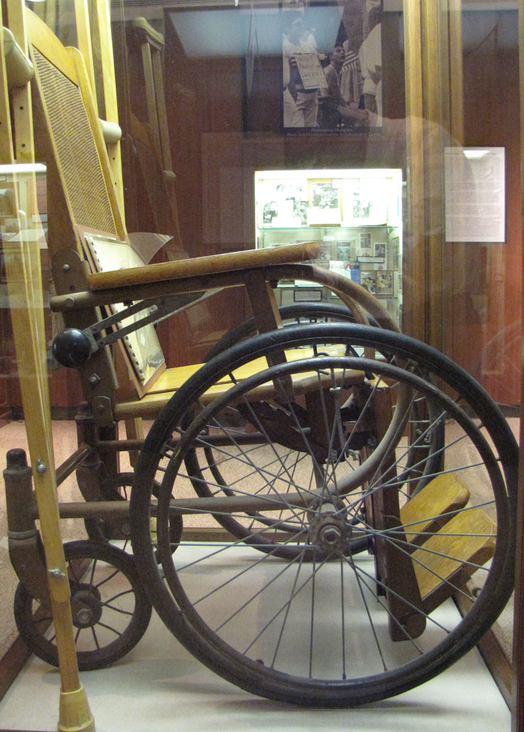 Side view of the wheelchair in exhibit