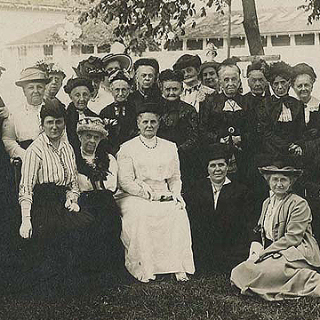 Women at the Sunset House