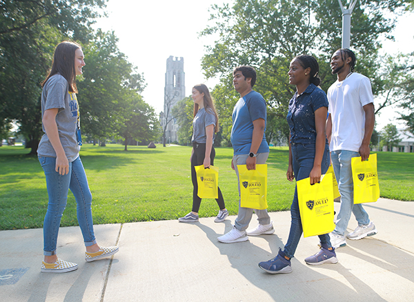 Prospective students touring UToledo's campus