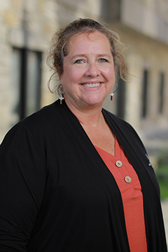 Ellen Bolman Pullins headshot