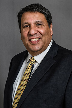 Laurence Fink headshot