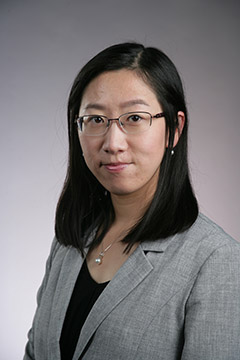 Meng Huang headshot