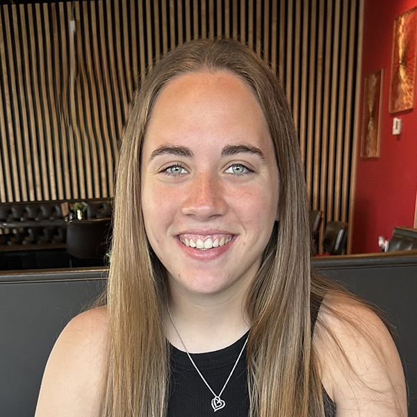 Bekah Bowser headshot