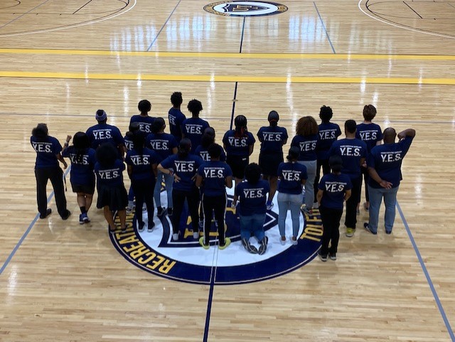 The Young Executive Scholars visit the UToledo Rec Center