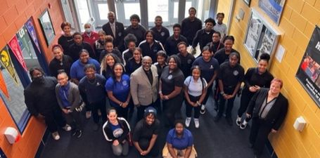 The Young Executive Scholars kicked off its Fall 2022 activities at Jones Leadership Academy.