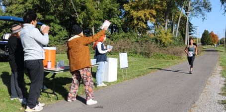 On Sunday, October 9, Relay For Life partnered up with Pi Sigma Epsilon, UToledo's Sales and Marketing Professional Fraternity, to host a Bubble Run 5K.