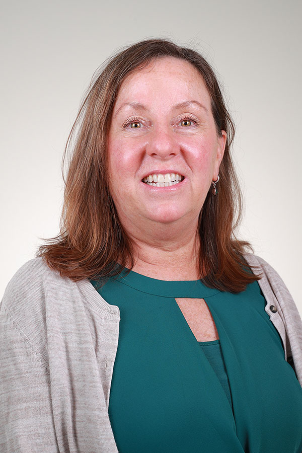 Julie Utendorf headshot