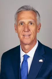 brian lutz headshot