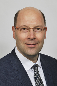 Anthony Lipp headshot
