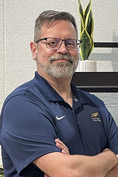 L.D. Pierce headshot