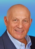 Dr. Steven Kramer headshot
