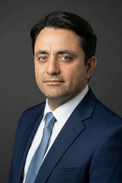 bulent soykan headshot