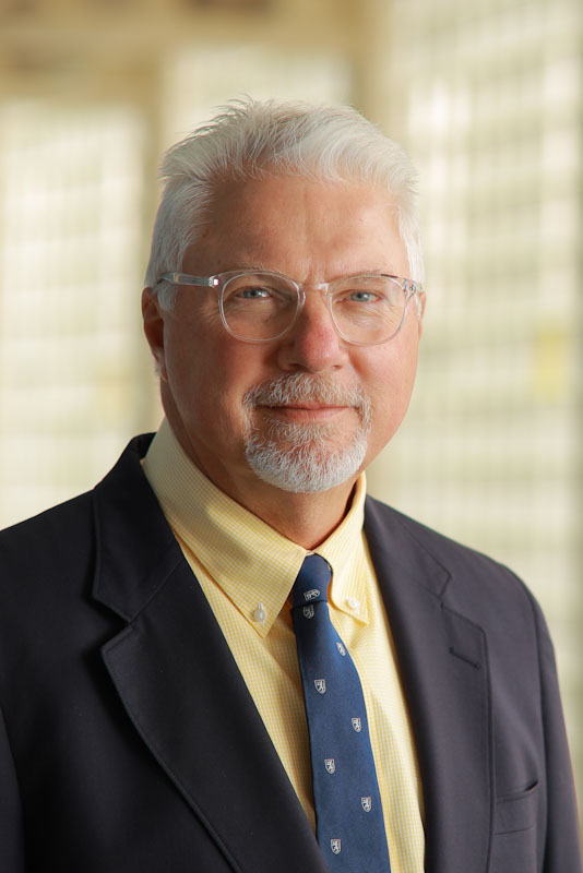 Steven Huebner headshot