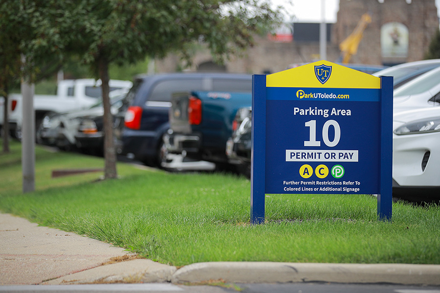 parkutoledo parking sign for lot 10
