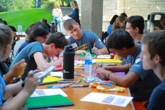 Levis Leadership students working on a teambuilding activity