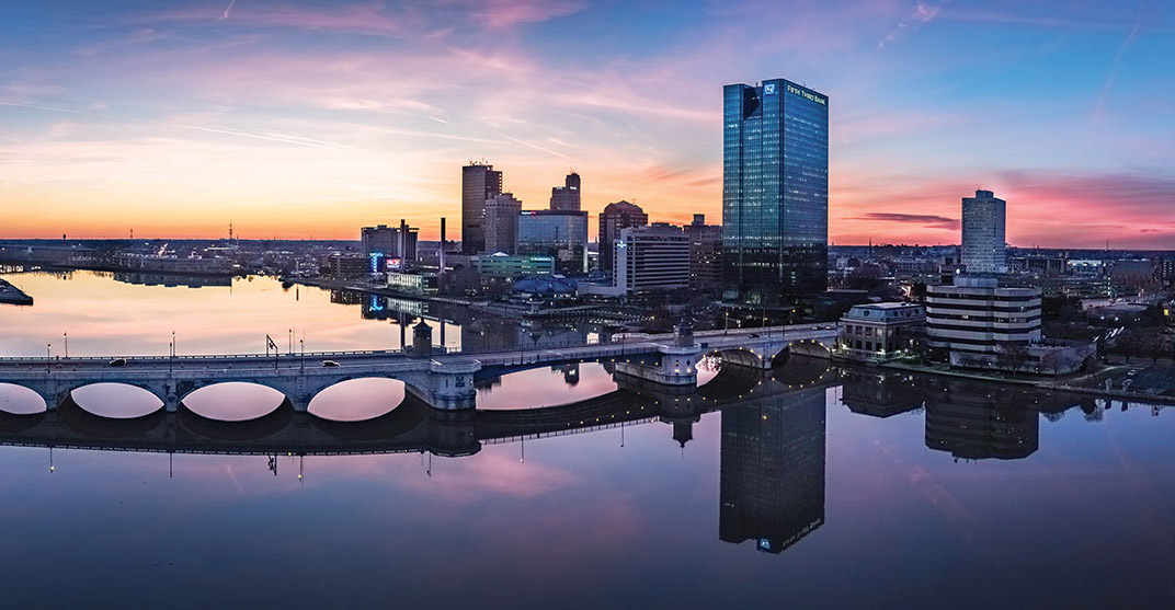 Toledo, Ohio skyline at dusk