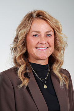 Bari Staelgraeve headshot