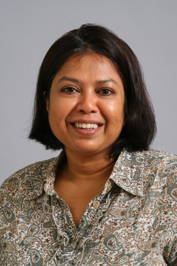 Dr Caroline Menezes