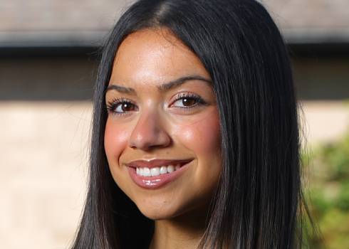 Featured student Darine Schreidah