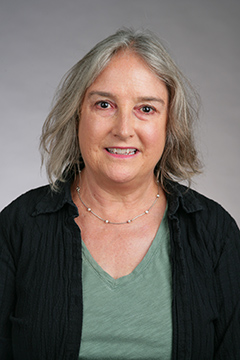 Alexandra DeRosa headshot