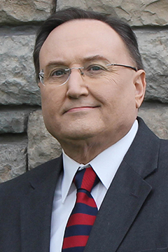 Gregory Stone headshot