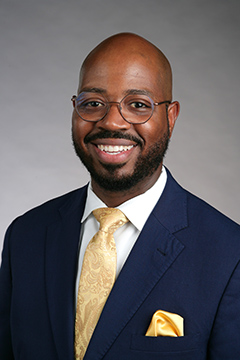 Steven Jackson Headshot
