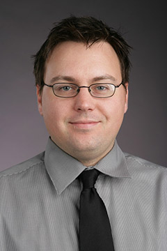 thomas zych headshot