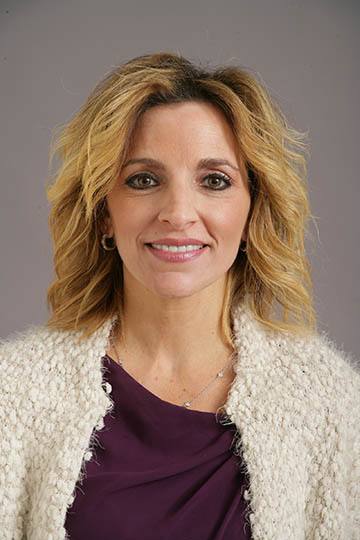 Vickie Dagostino-Kalniz headshot