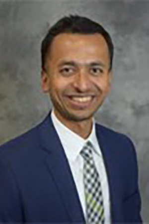 Headshot of Dr. Siddiqui