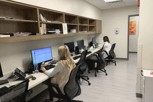 Neuroscience room with residents working