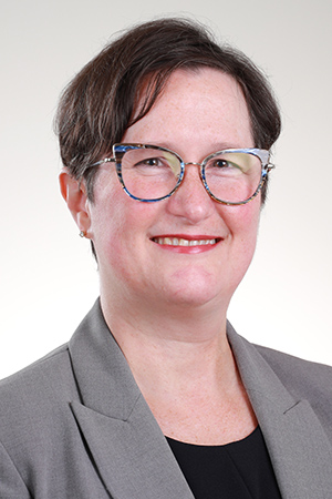 Headshot for Dr. Karri Grob
