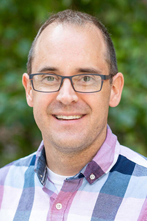 Headshot of Dr. Scott Stonington