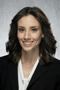 Aneli Villa headshot