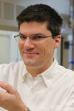 Terry Bigioni headshot