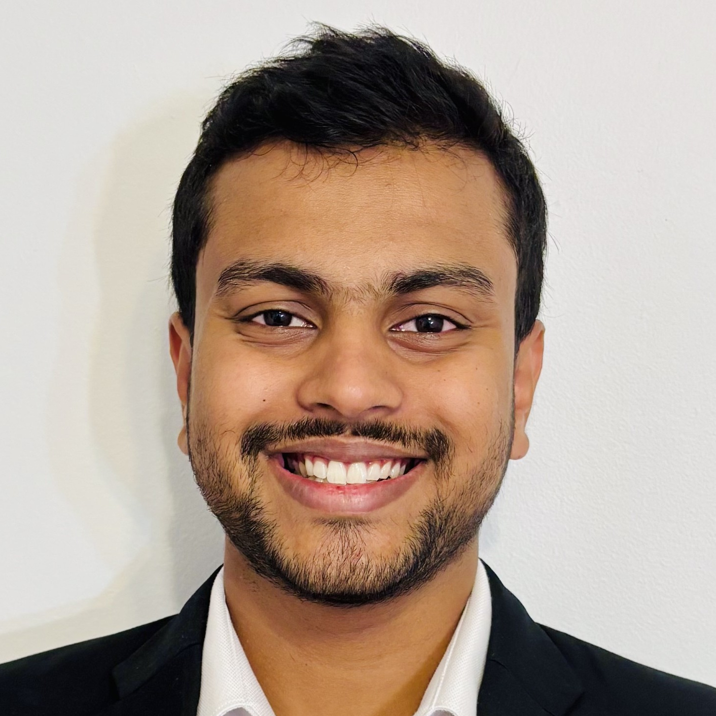Sahan Wickramaarachchi headshot