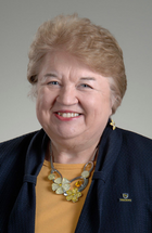 Photo of Dr. Linda Lewandowski
