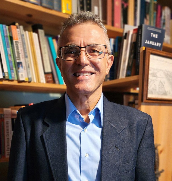 Arjun Sabharwal, MA, MLIS