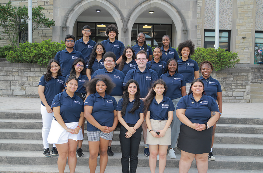 2024 Orientation leader team photo
