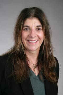 Image of Stephanie Keefer