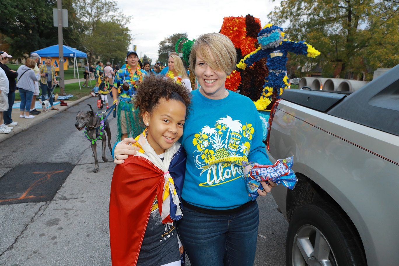 Sara and Nina in parade